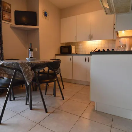 Appartement Lovely Near The Sea