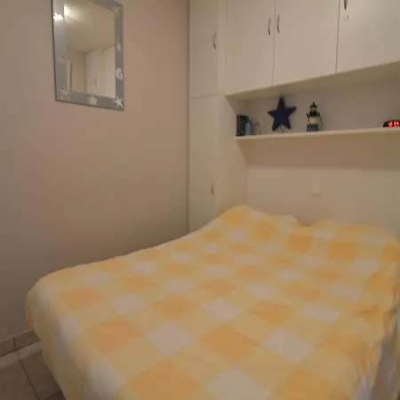 In Belgium For 2 Person דירה ברדנה