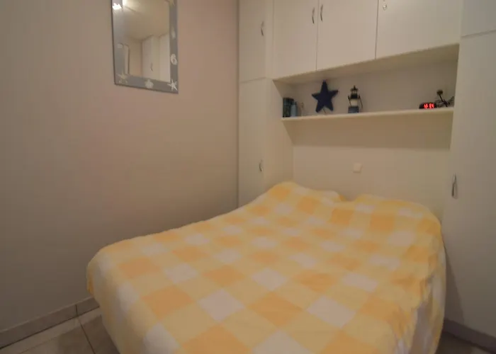 In Belgium For 2 Person Lägenhet Bredene